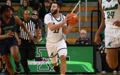 [Photos] Marshall Men’s Basketball Defeats Chicago State 80-72