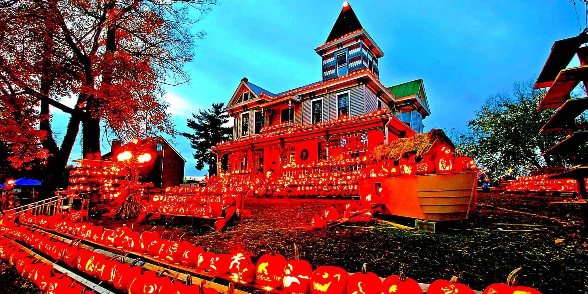 Griffith Pumpkin House Returns For Halloween 2023